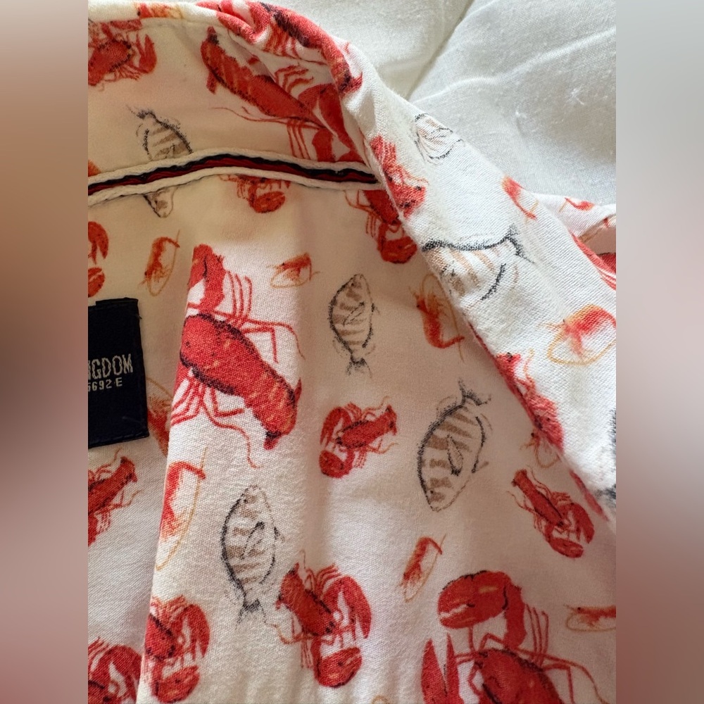 Lobster Print Button-Up Shirt. SUNRISE KINGDOM. Size M/ Made in India - Picture 4 of 8